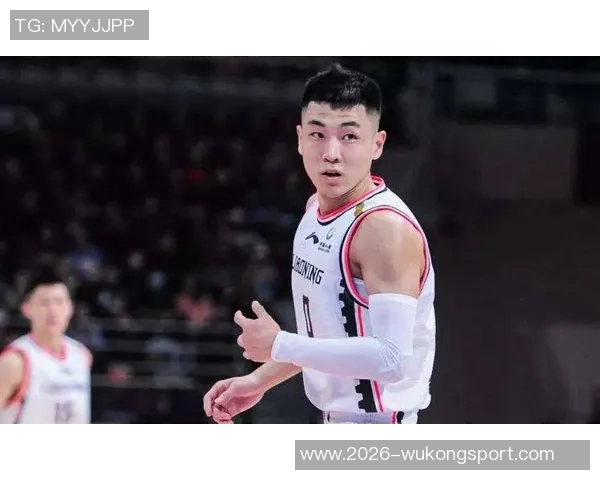 男篮首发阵容调整高诗岩程帅澎朱俊龙小曾周琦力争胜利 男篮首发阵容调整高诗岩程帅澎朱俊龙小曾周琦力争胜利